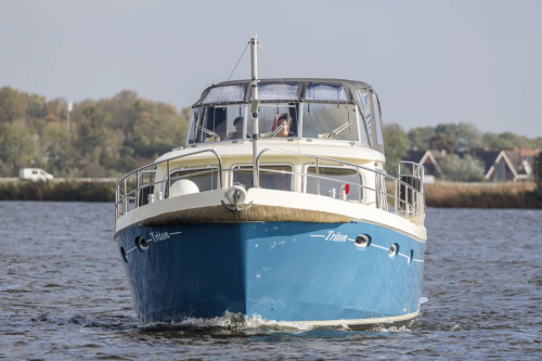 Onze 10 persoons boten in Friesland 6